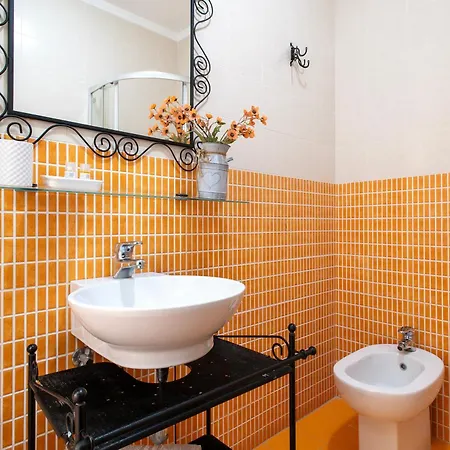 Sardinia Re - Vittorio Emanuele 71 * Alghero